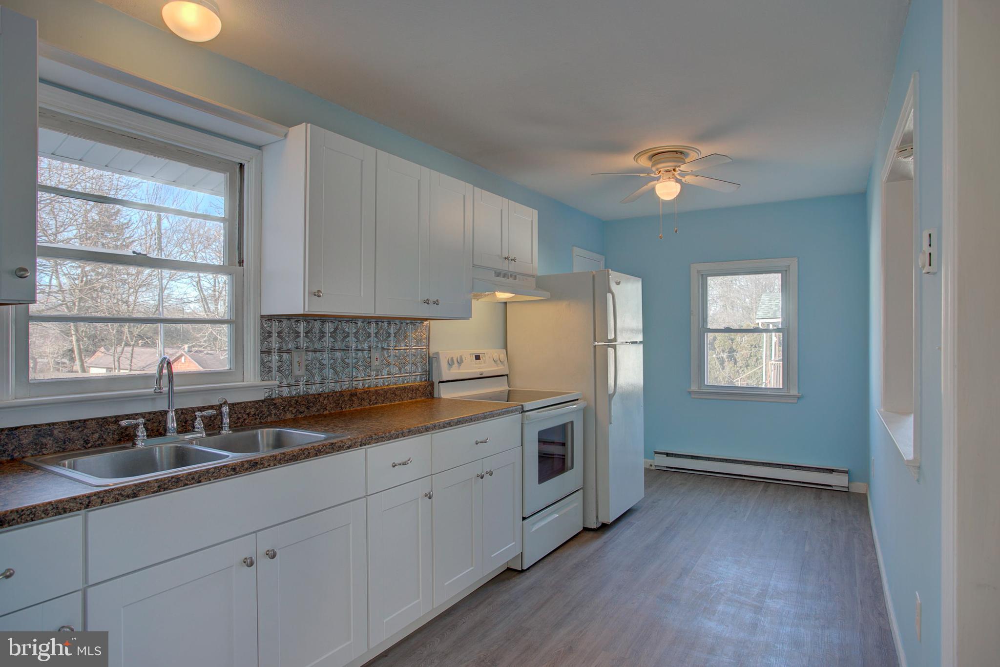 944 Gypsy Hill Road Lancaster, PA 17602 - Photo 11 of 26 Gallery Image 11