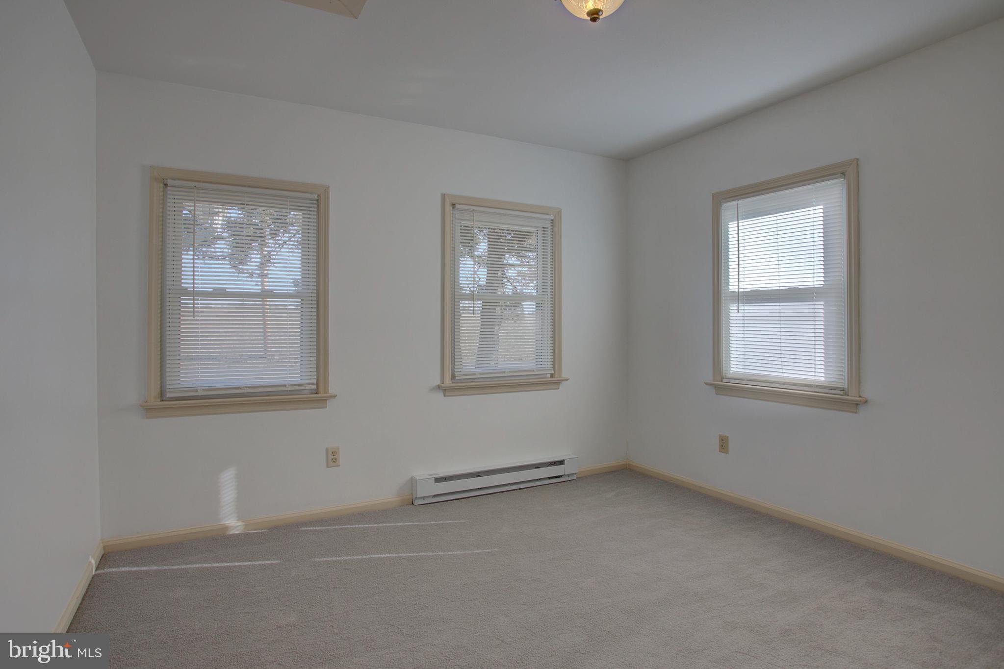 944 Gypsy Hill Road Lancaster, PA 17602 - Photo 15 of 26 Gallery Image 15