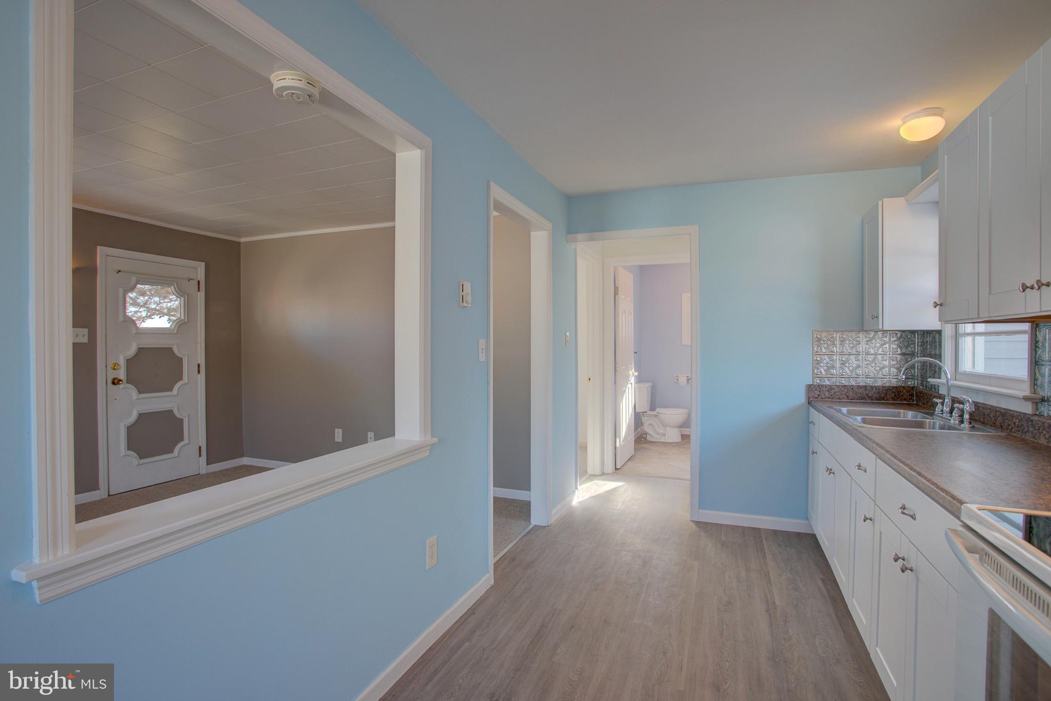 944 Gypsy Hill Road Lancaster, PA 17602 - Photo 10 of 26 Gallery Image 10