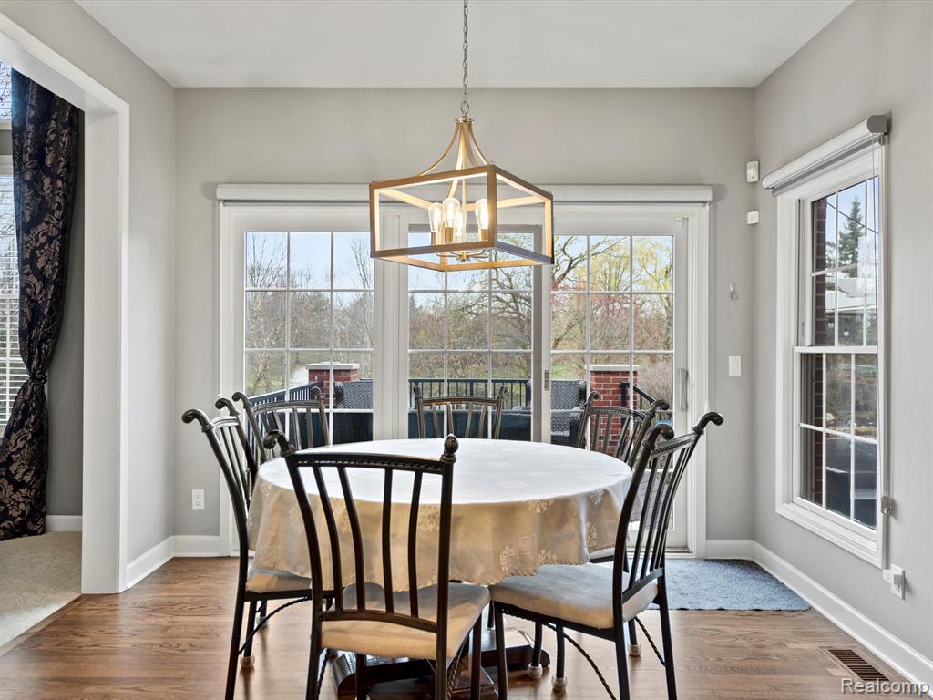 5970 Stonehaven Boulevard Rochester, MI 48306 - Photo 12 of 71