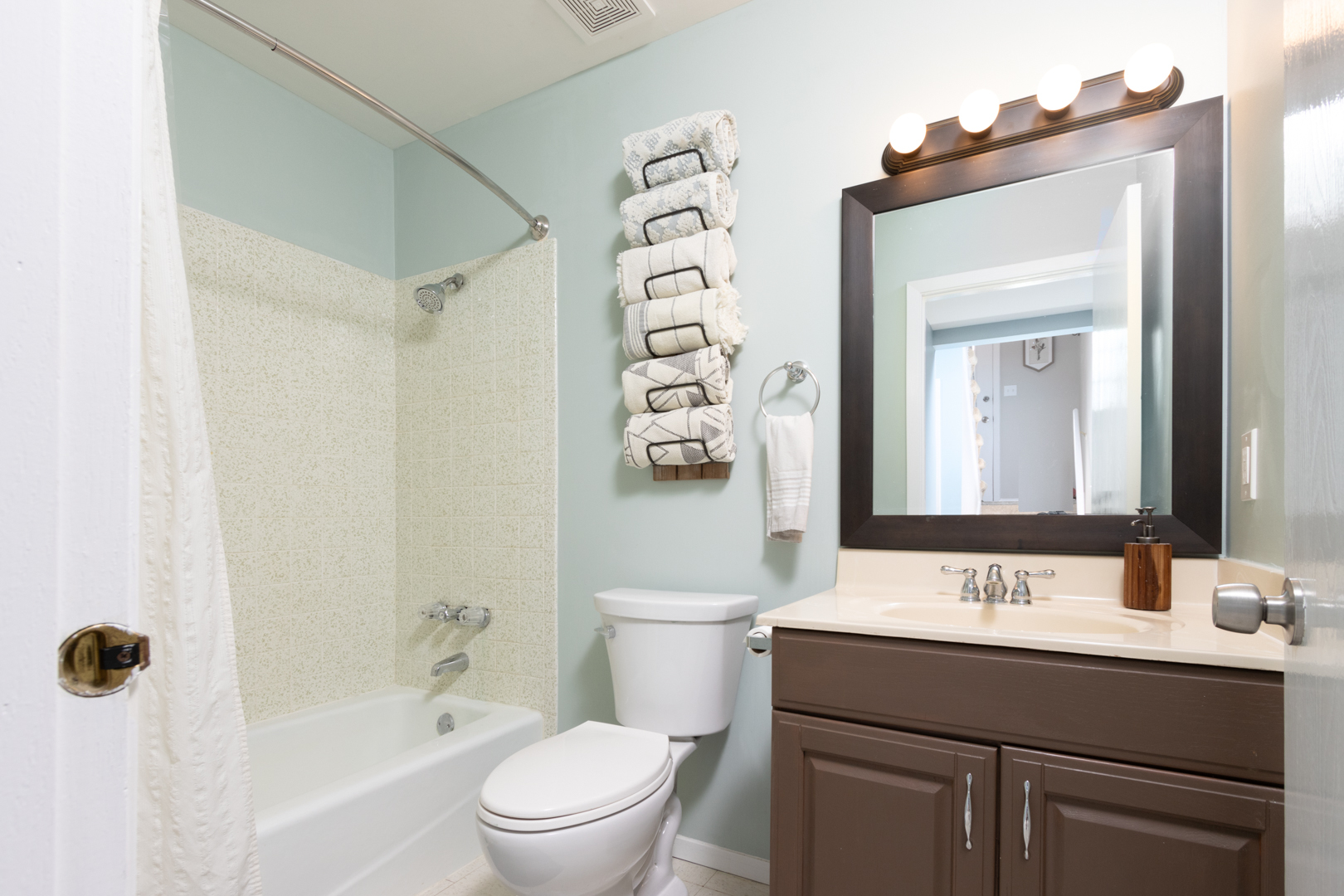 202 Augusta Drive McHenry, IL 60050 - Photo 15 of 18 a bathroom with a sink a toilet and shower