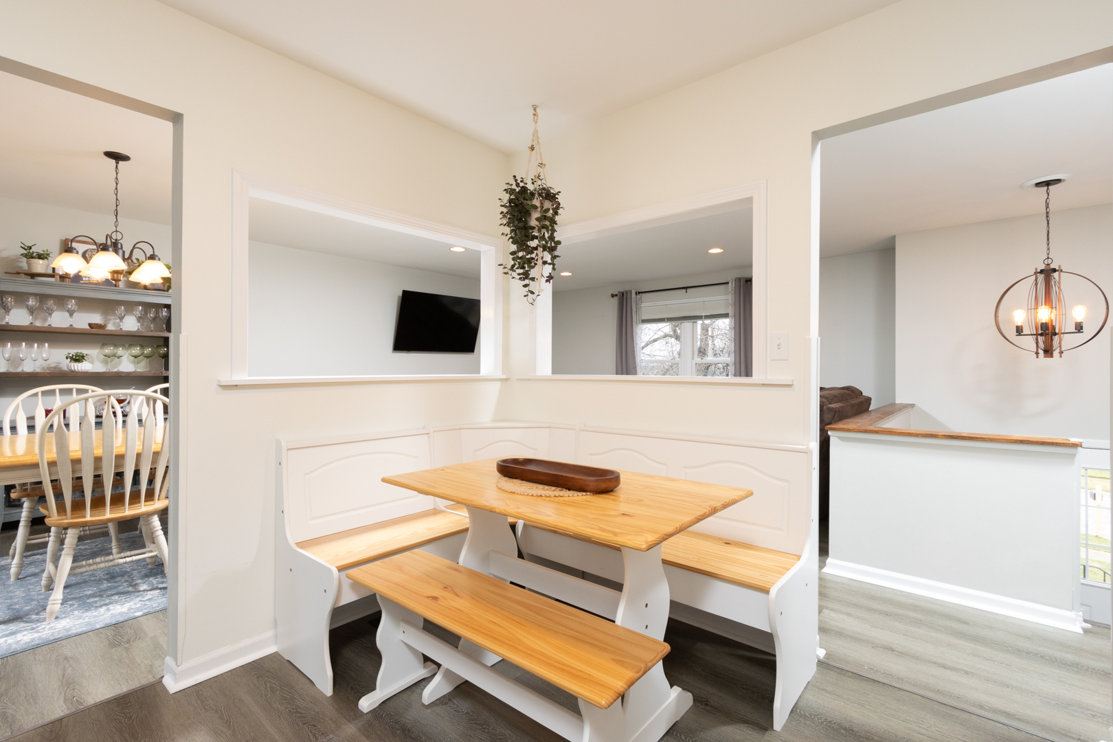 202 Augusta Drive McHenry, IL 60050 - Photo 7 of 18 a view of a dining room with furniture and wooden floor