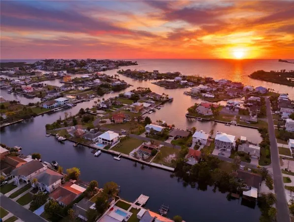 $295,000 | 4530 Gulfstream Drive, Hernando Beach, FL 34607