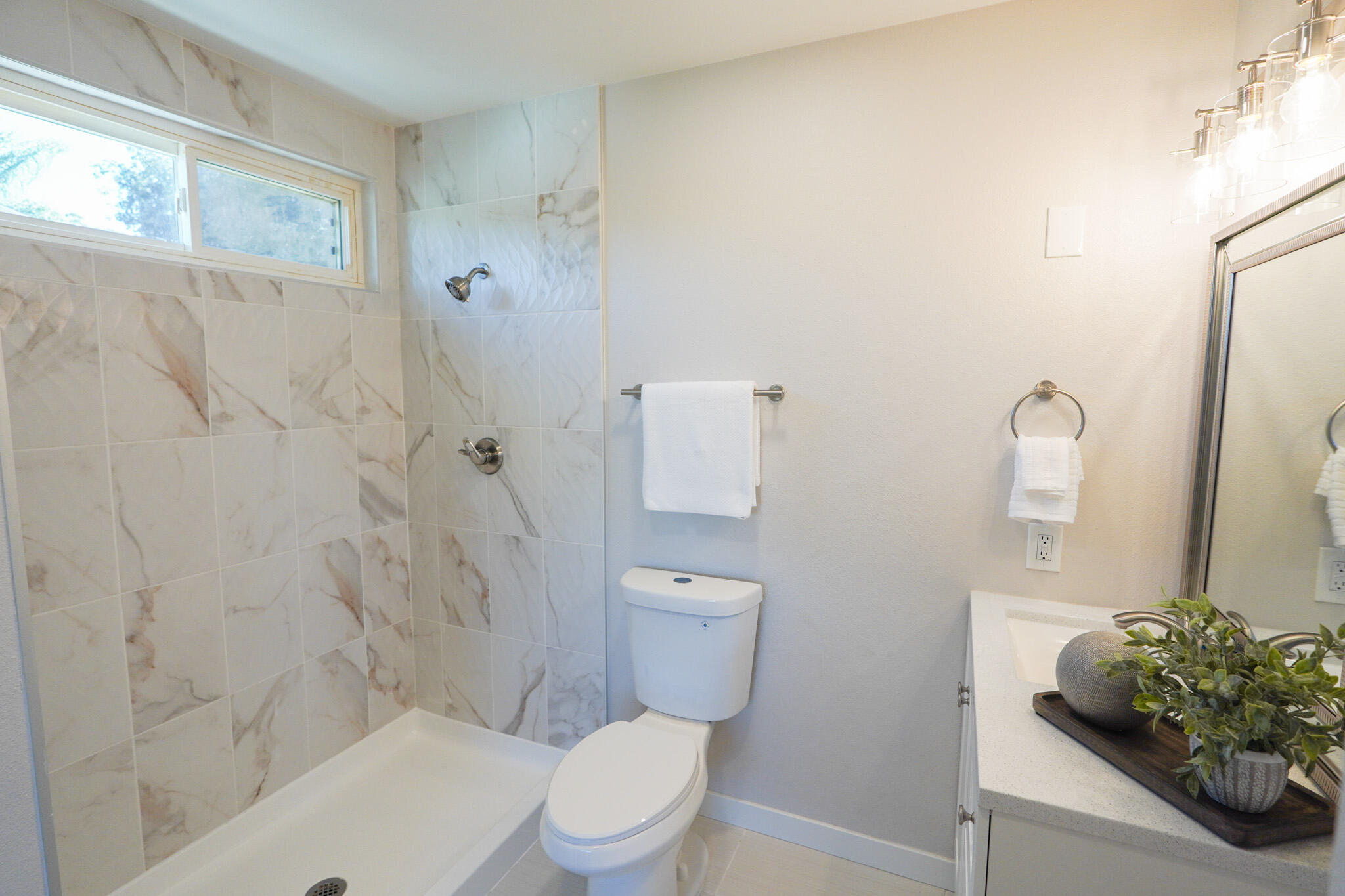 926 Talbert Avenue Simi Valley, CA 93065 - Photo 34 of 40 a white toilet sitting next to a bath tub
