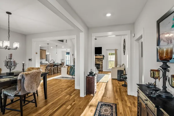 $999,900 | 3378 New Hall Road, Greenbrier, TN 37073