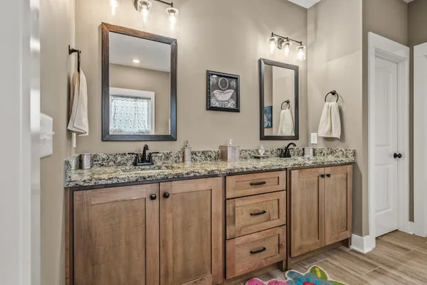 $999,900 | 3378 New Hall Road, Greenbrier, TN 37073