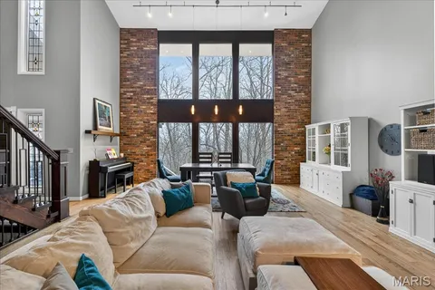 $975,000 | 1645 Trotting Trail Road, Clarkson Valley, MO 63005