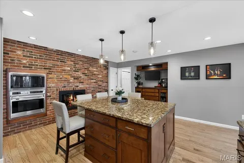 $975,000 | 1645 Trotting Trail Road, Clarkson Valley, MO 63005