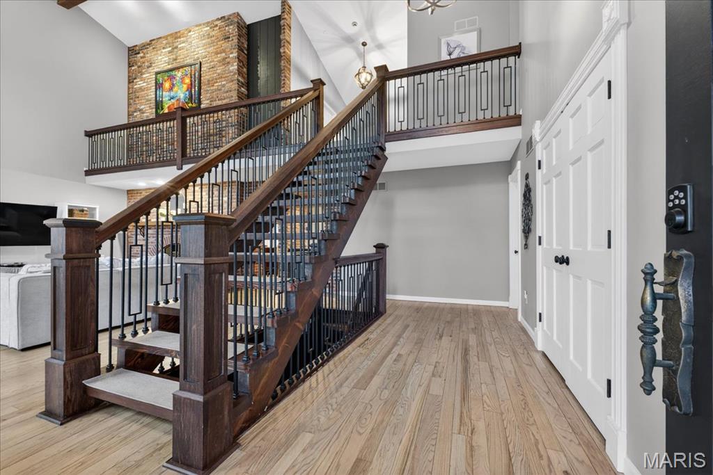 1645 Trotting Trail Road Clarkson Valley, MO 63005 - Photo 4 of 63