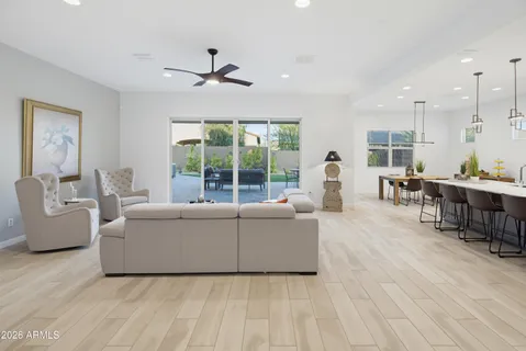 $888,000 | 32525 North 22nd Drive, Phoenix, AZ 85085
