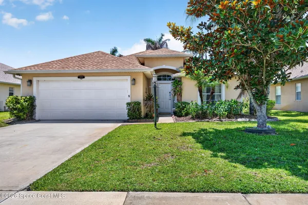 $379,900 | 969 Tavernier Circle Northeast, Palm Bay, FL 32905