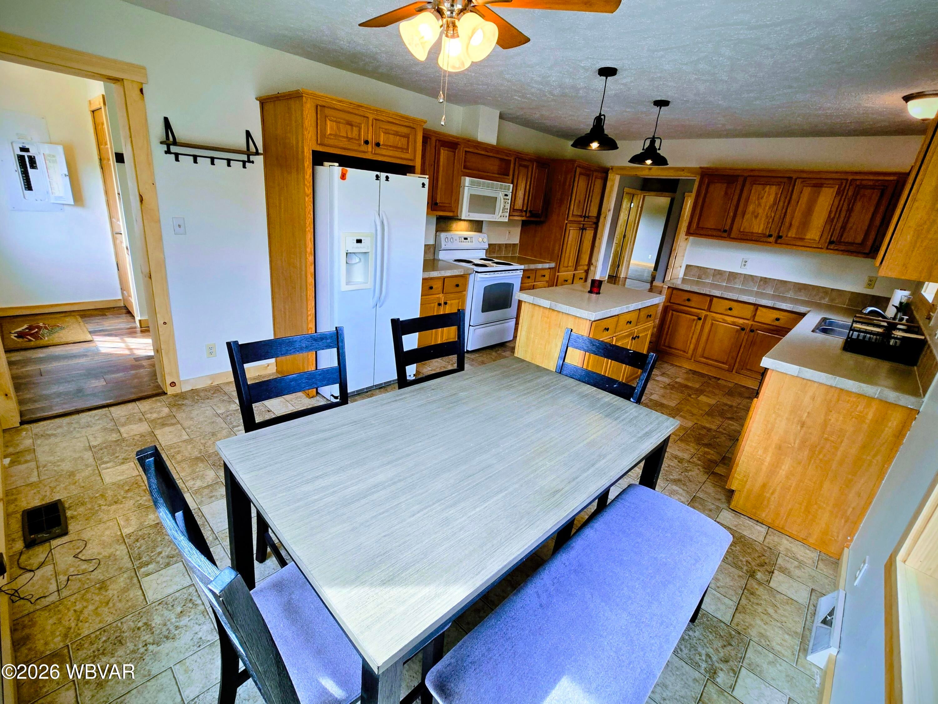 3187 Middle Road Jersey Shore, PA 17740 - Photo 10 of 44 19.2'x12.5'