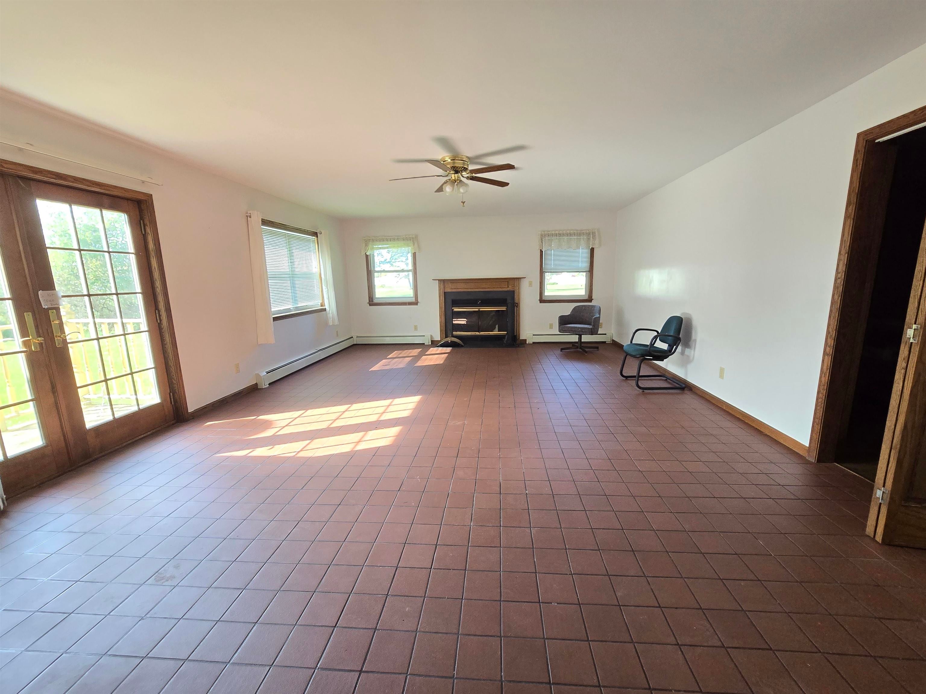 320 Whyte Street Pinconning, MI 48650 - Photo 7 of 32 Gallery Image 7