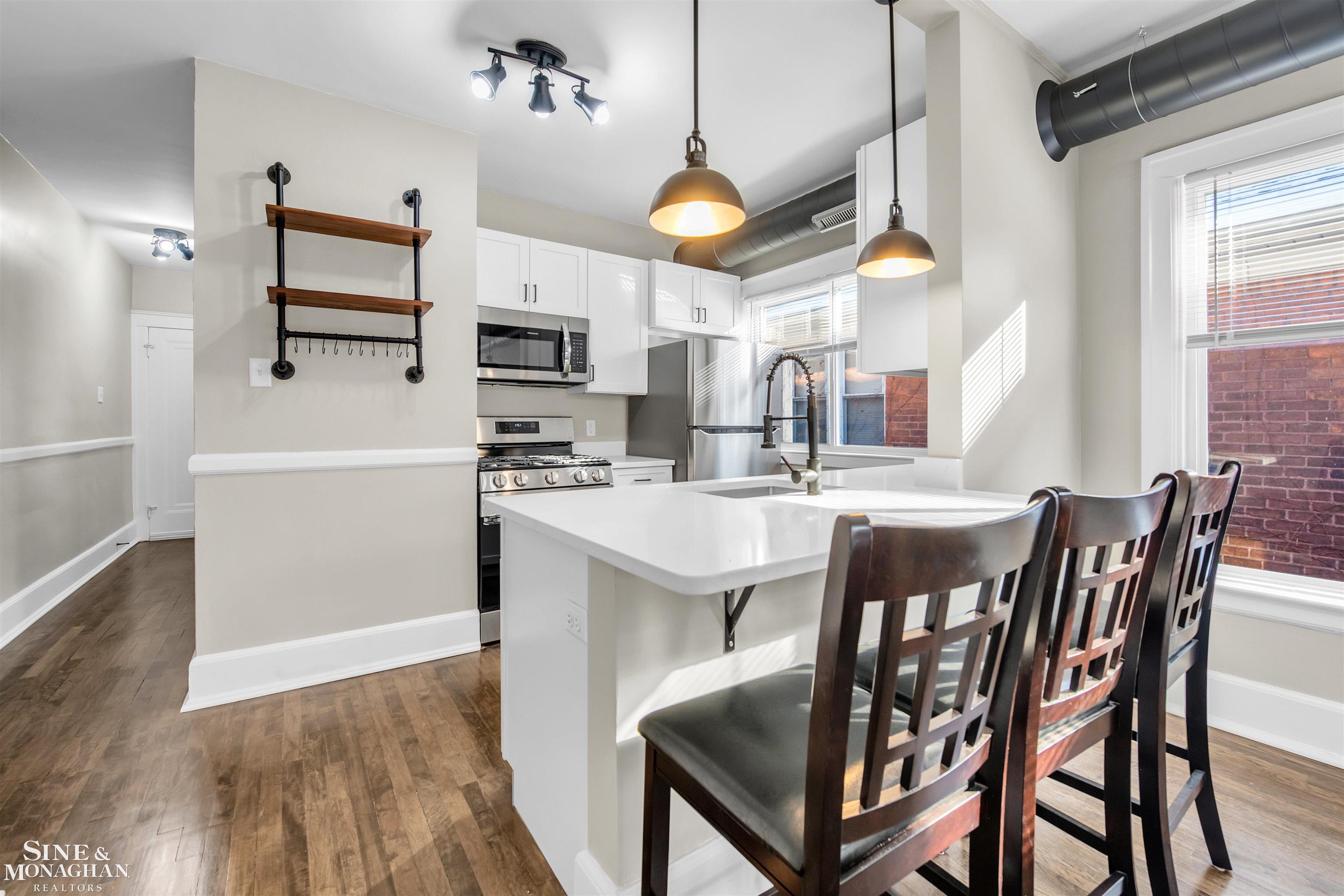 866 Nottingham Road, Unit 2S Grosse Pointe, MI 48230 - Photo 4 of 18
