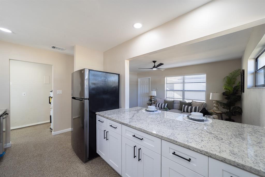 4603 South Shamrock Road Tampa, FL 33611 - Photo 10 of 18