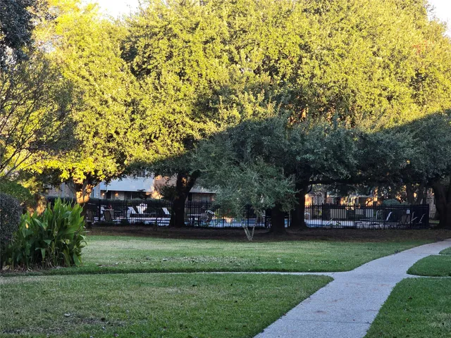 $1,850 | 856 Wax Myrtle Lane, Houston, TX 77079