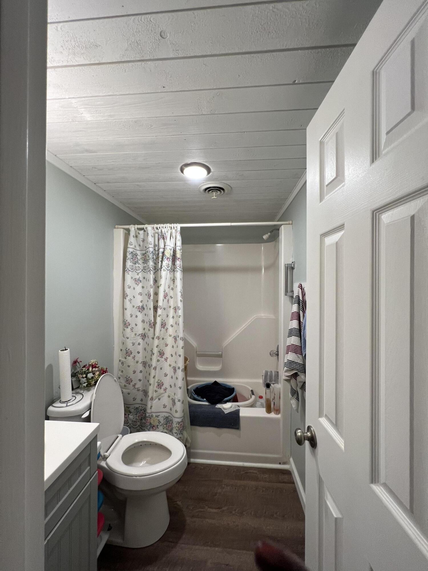 216 Colonial Heights Road, Unit 2 Kingsport, TN 37663 - Photo 19 of 50 3E4A7733-1A30-4F61-8BB4-9D921FA7BCB7