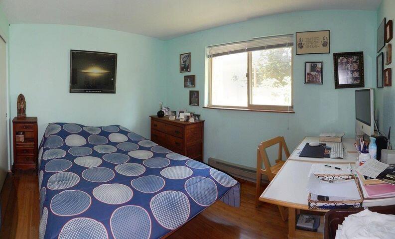 290 School House Road Talent, OR 97540 - Photo 14 of 24 back bedroom