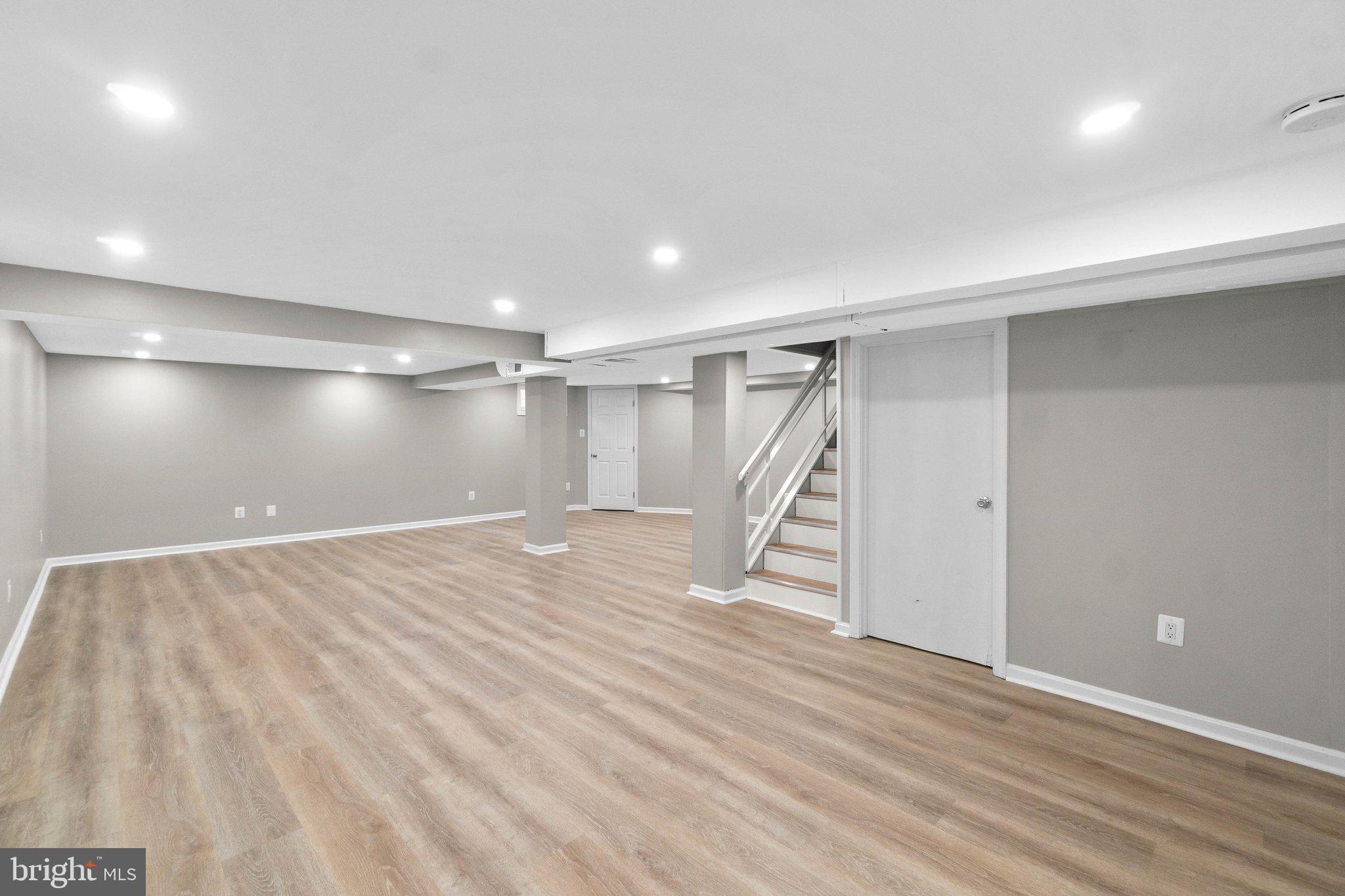 11903 Rocking Horse Road Rockville, MD 20852 - Photo 34 of 53 Gallery Image 34