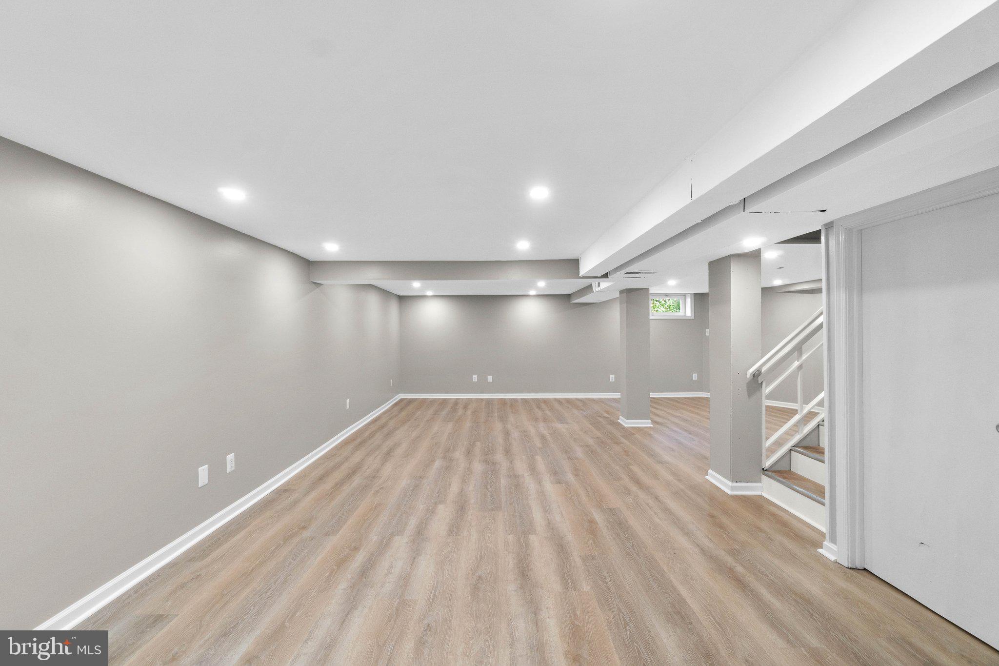 11903 Rocking Horse Road Rockville, MD 20852 - Photo 35 of 53 Gallery Image 35