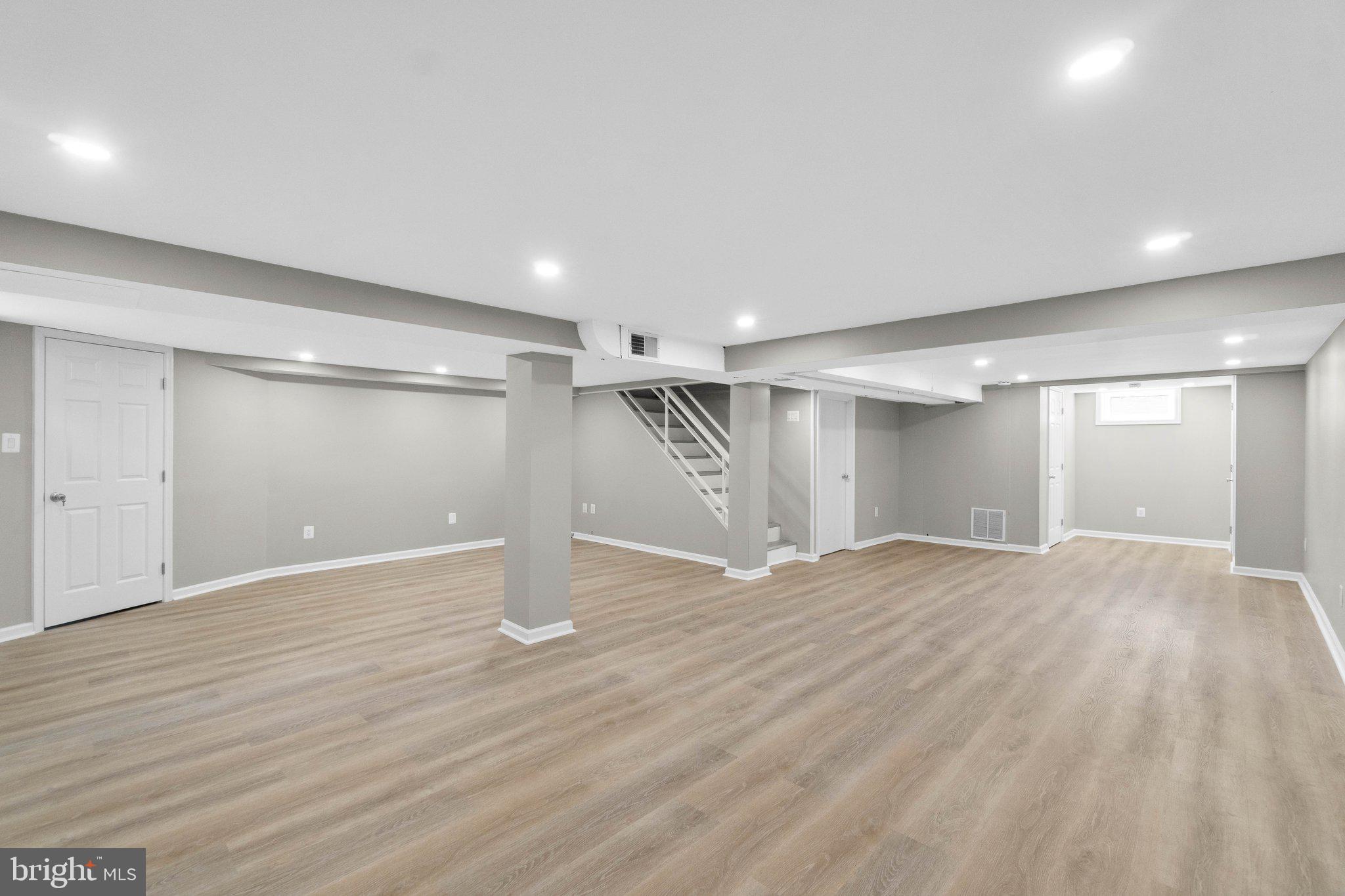 11903 Rocking Horse Road Rockville, MD 20852 - Photo 40 of 53 Gallery Image 40
