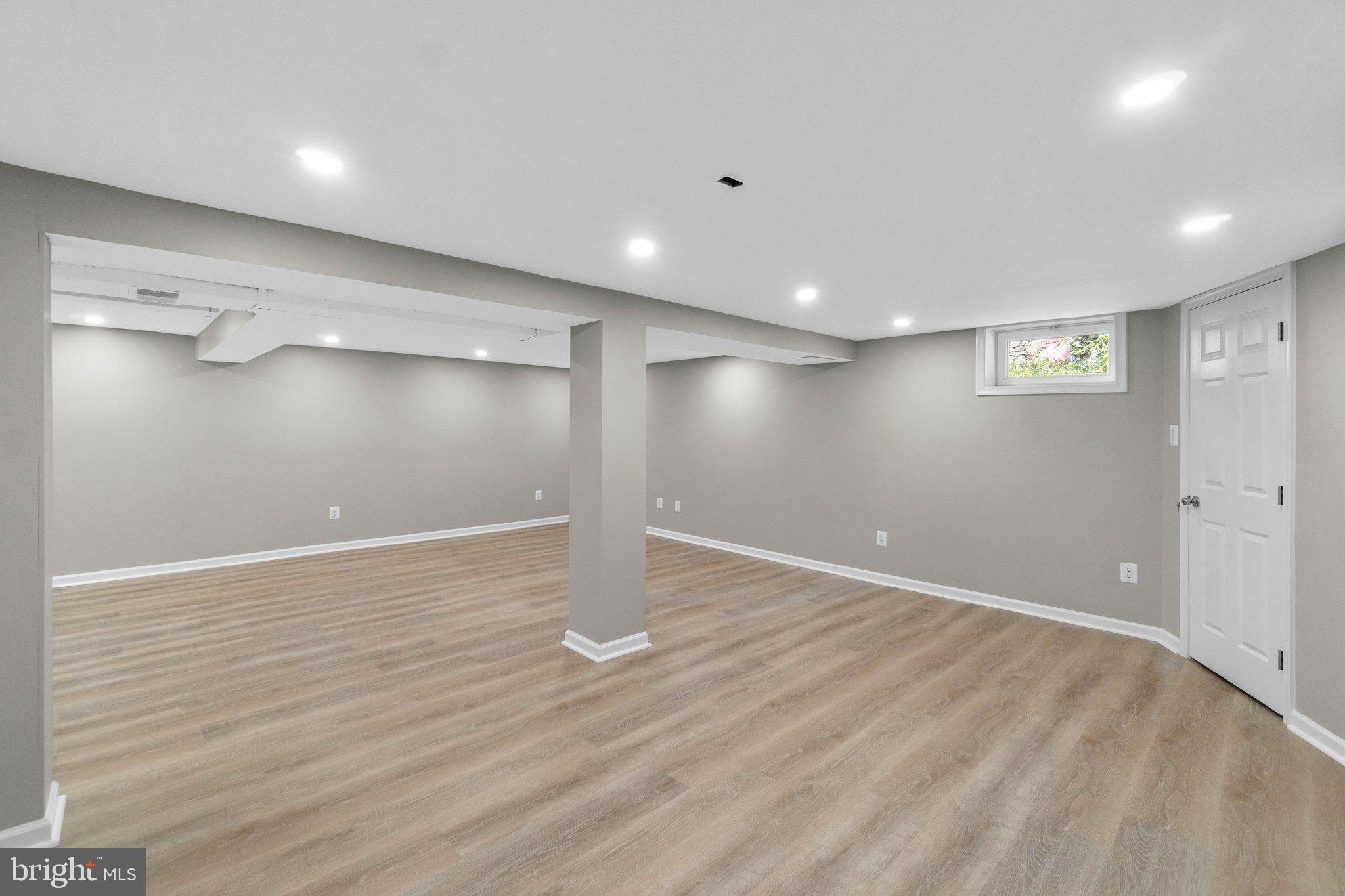 11903 Rocking Horse Road Rockville, MD 20852 - Photo 43 of 53 Gallery Image 43