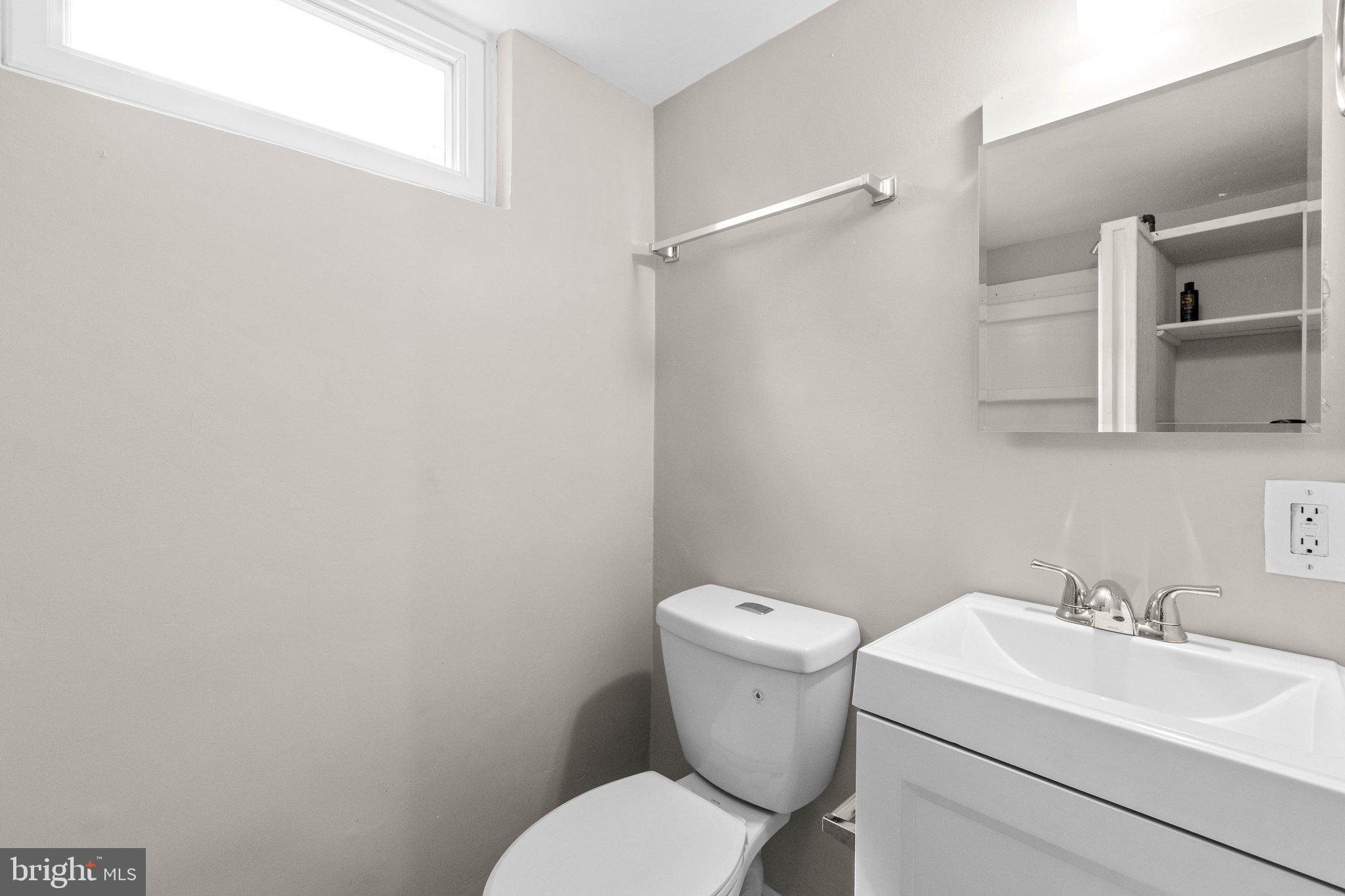 11903 Rocking Horse Road Rockville, MD 20852 - Photo 44 of 53 Gallery Image 44