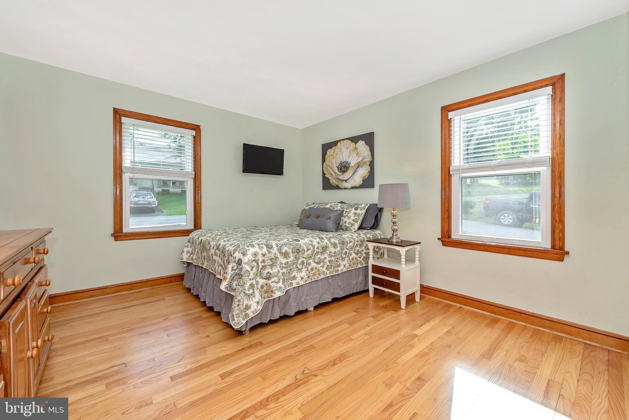 4902 Old Swimming Pool Road Frederick, MD 21703 - Photo 12 of 39 Main Level Bedroom w/Hardwood Floors!