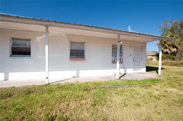 $225,000 | 1600 Northeast Floridian Circle, Arcadia, FL 34266