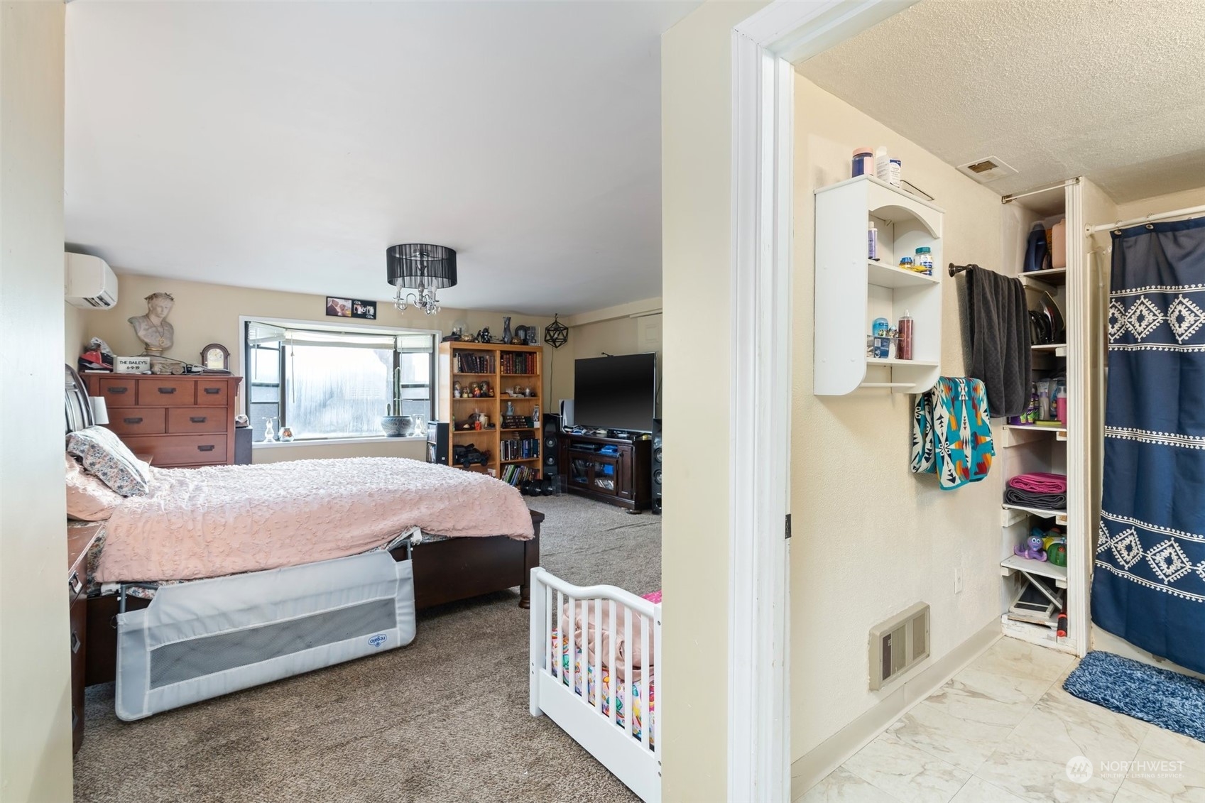 73 East Main Street Chehalis, WA 98532 - Photo 19 of 35 a bedroom with bed and window