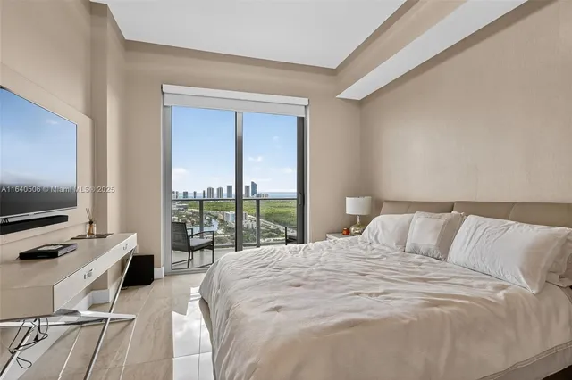 $2,400,000 | 16385 Biscayne Boulevard, Unit PH7, North Miami Beach, FL 33160