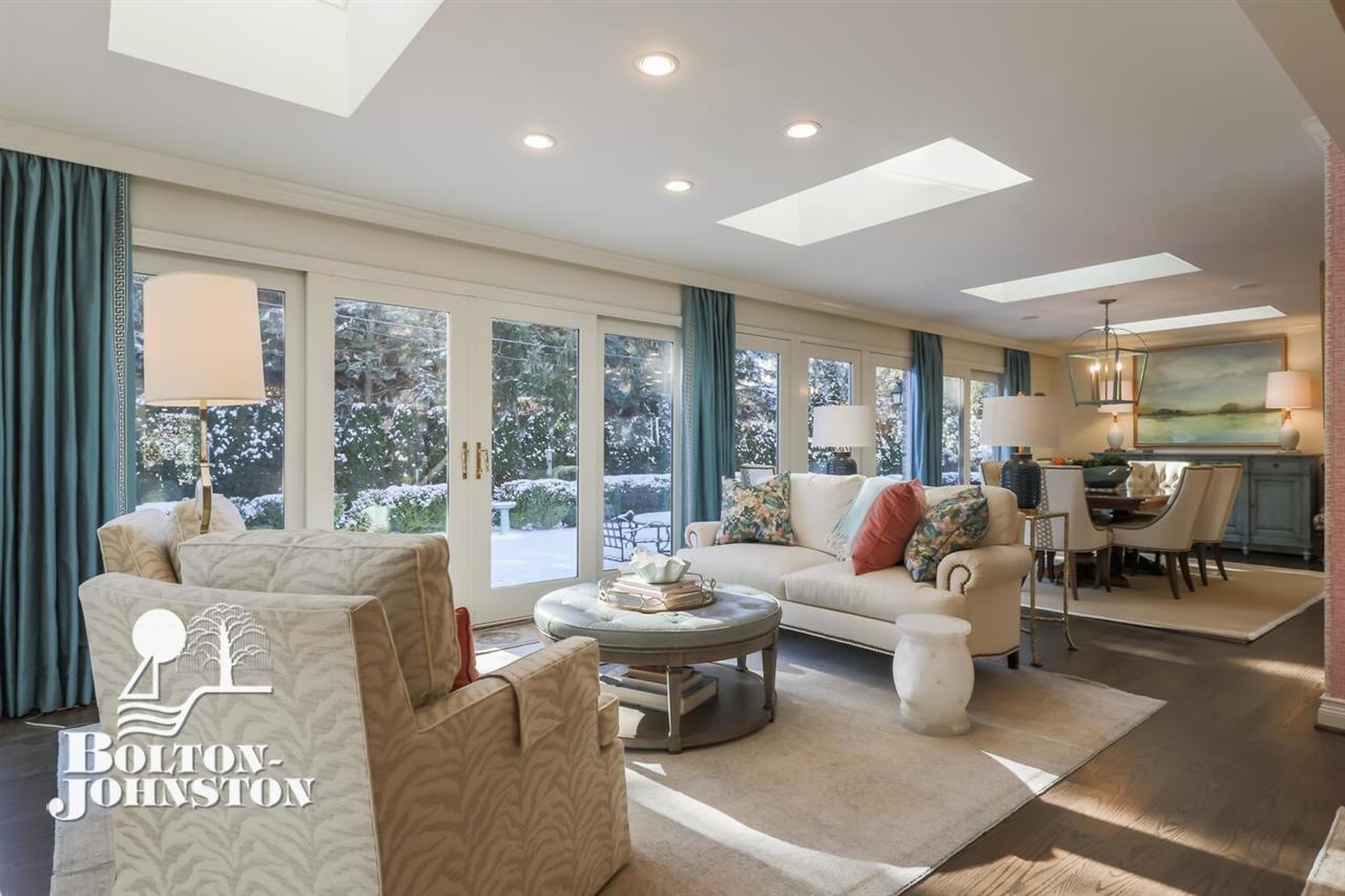9 Stratton Place Grosse Pointe, MI 48236 - Photo 17 of 68 Heated Sunroom