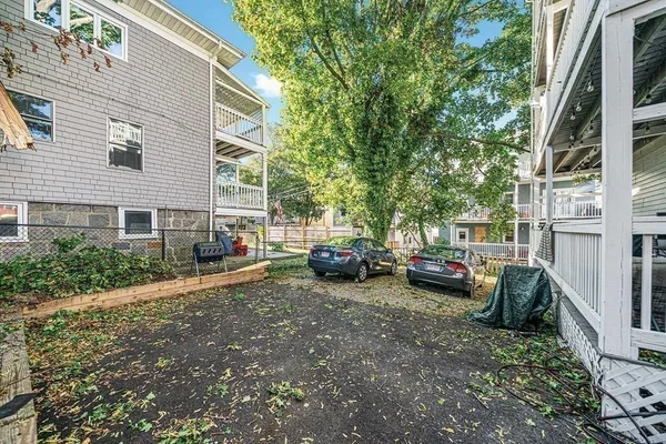 $3,000 | 89 Train Street, Unit 3, Boston, MA 02122