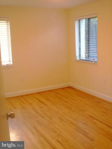 VIEW OF THE BEDROOM FROM THE DOOR