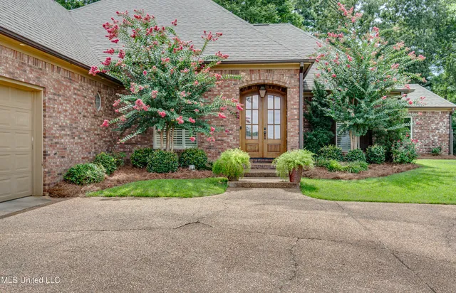 $380,000 | 425 Turtle Lane, Brandon, MS 39047