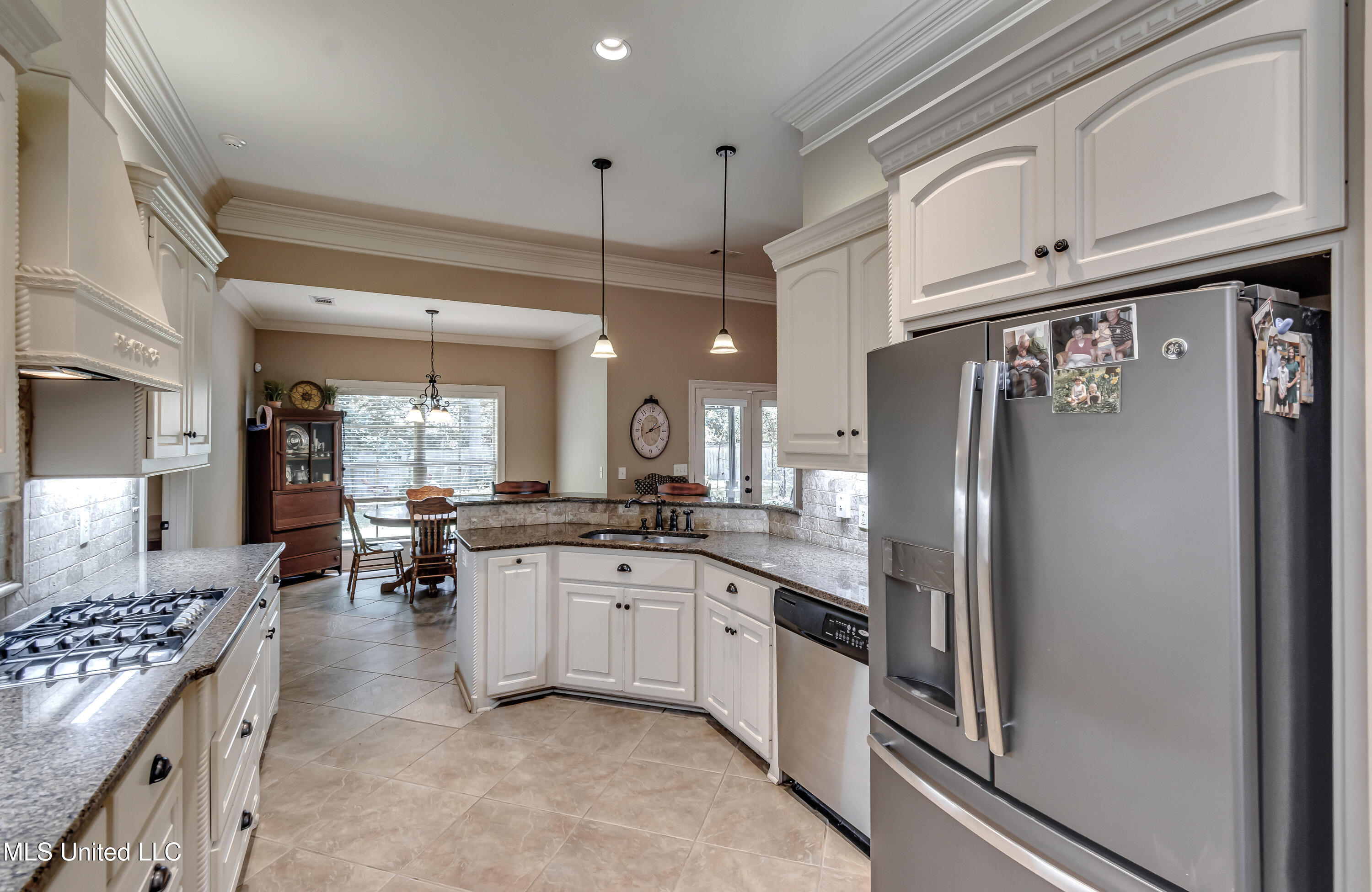 425 Turtle Lane Brandon, MS 39047 - Photo 27 of 71 425 Turtle Ln int-24