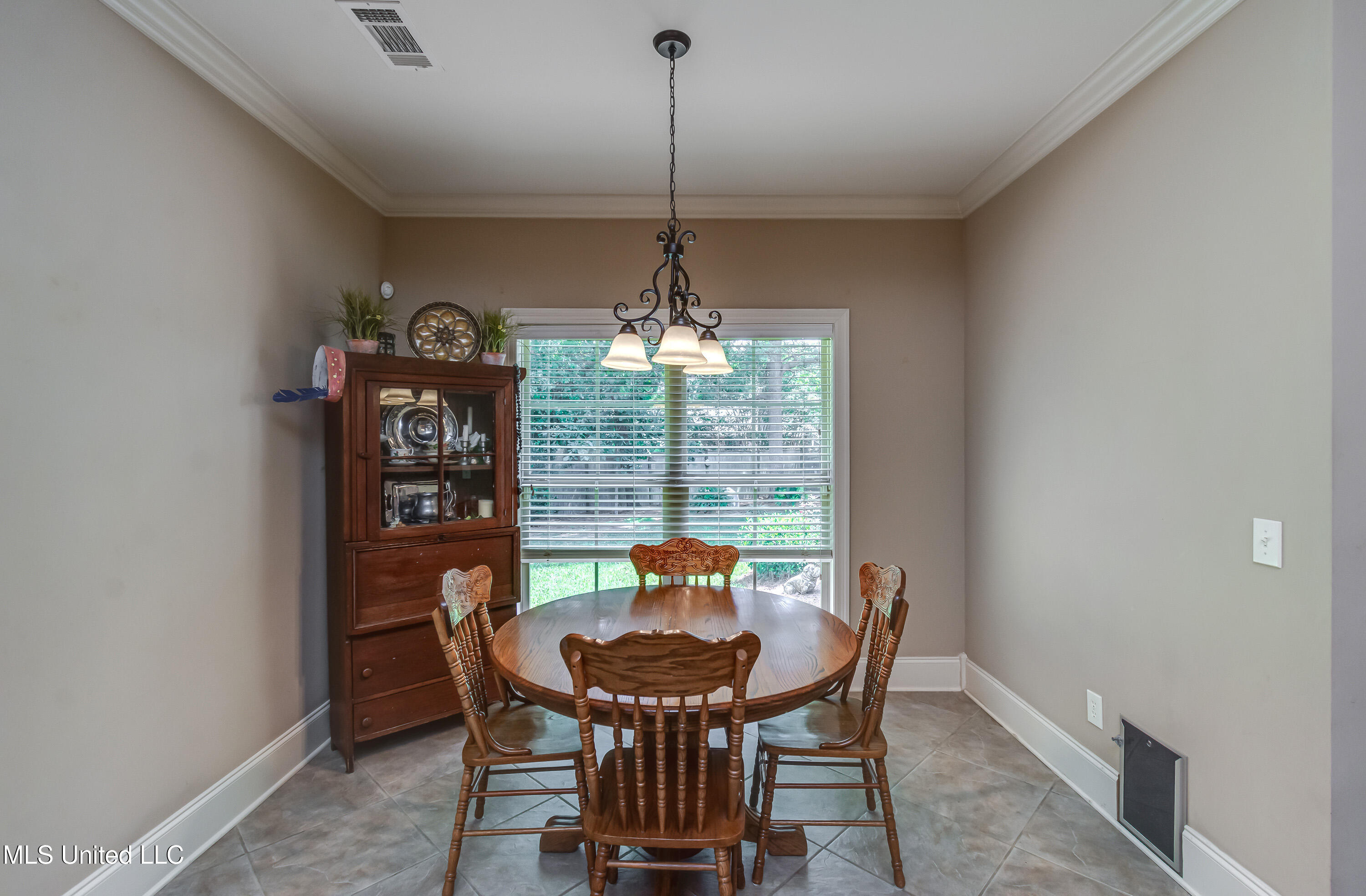 425 Turtle Lane Brandon, MS 39047 - Photo 32 of 71 425 Turtle Ln int-10