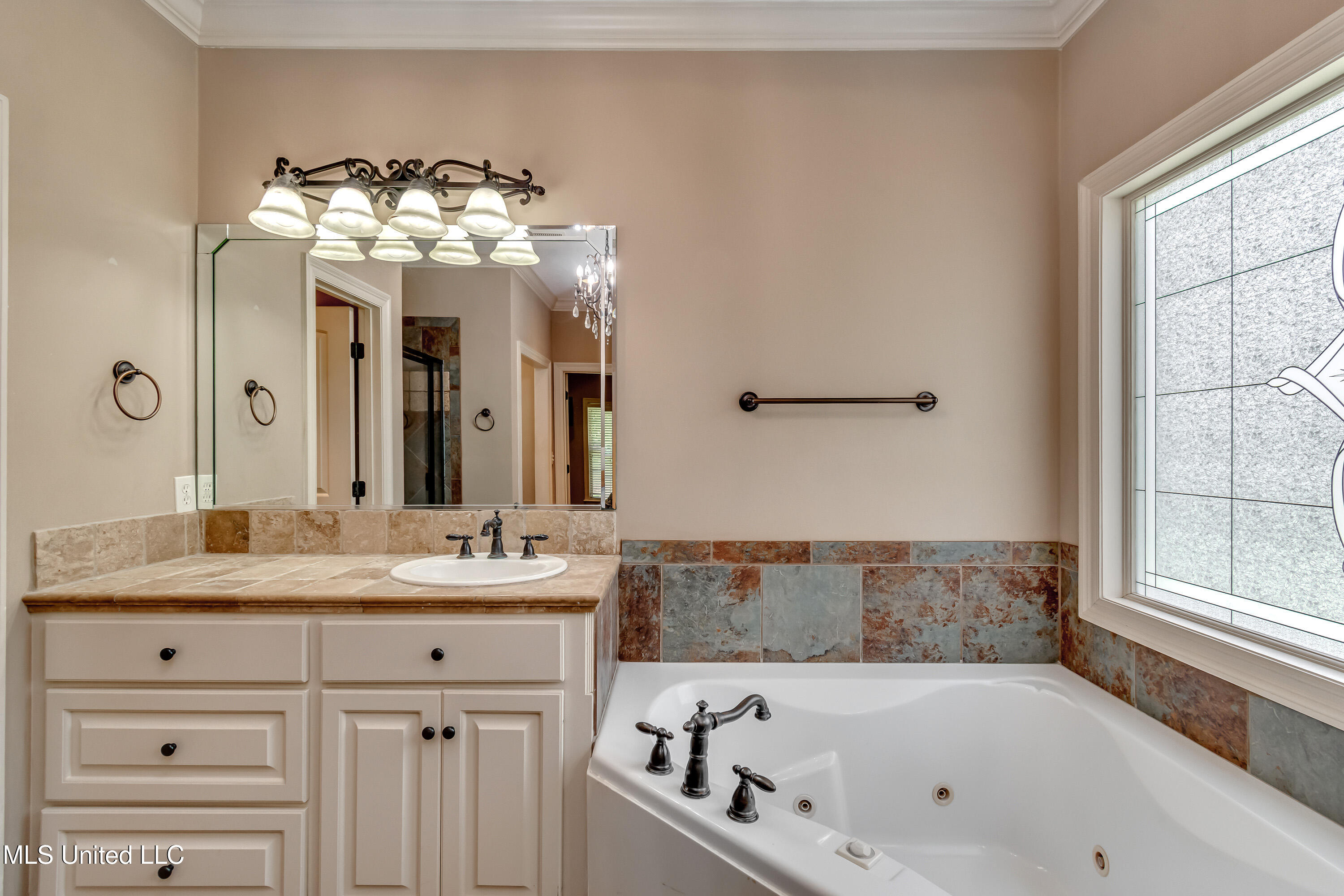 425 Turtle Lane Brandon, MS 39047 - Photo 42 of 71 425 Turtle Ln int-52