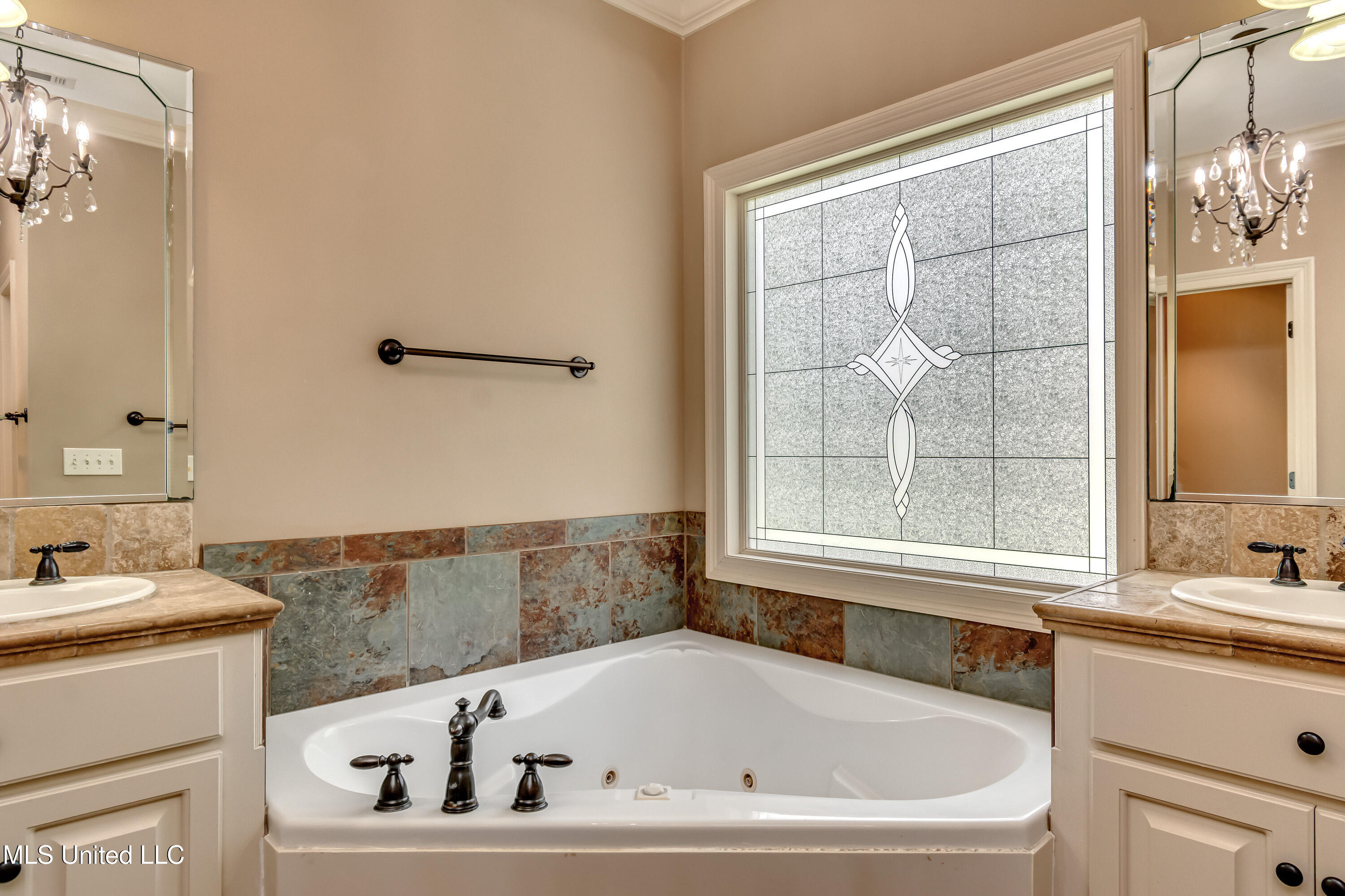 425 Turtle Lane Brandon, MS 39047 - Photo 43 of 71 425 Turtle Ln int-54