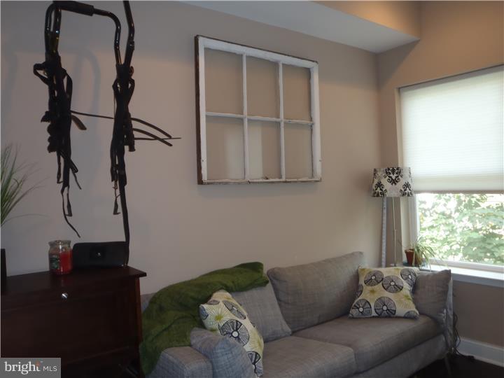 2115 Carpenter Street, Unit 2 Philadelphia, PA 19146 - Photo 18 of 24 Bedroom 3