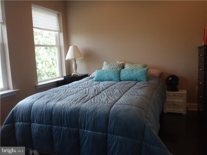 2115 Carpenter Street, Unit 2 Philadelphia, PA 19146 - Photo 20 of 24 Bedroom 2