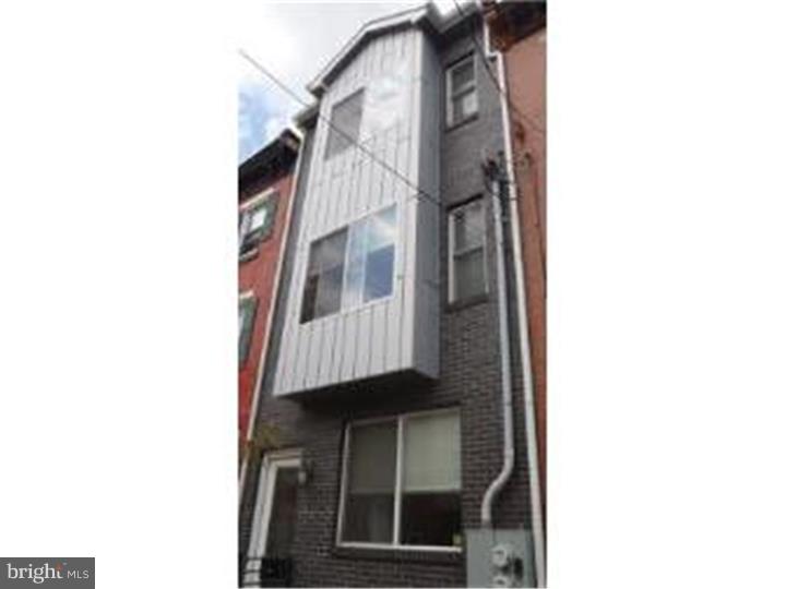 2115 Carpenter Street, Unit 2 Philadelphia, PA 19146 - Photo 24 of 24 Exterior