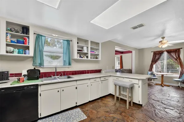 $390,000 | 39243 Lizabeth Circle, Zephyrhills, FL 33542