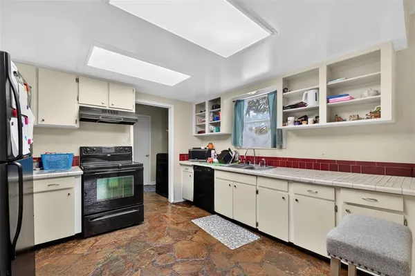 $390,000 | 39243 Lizabeth Circle, Zephyrhills, FL 33542