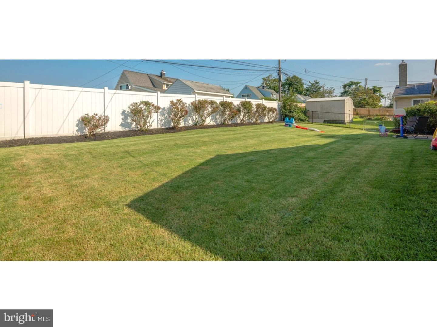 64 Candle Road Levittown, PA 19057 - Photo 21 of 24 Back Yard