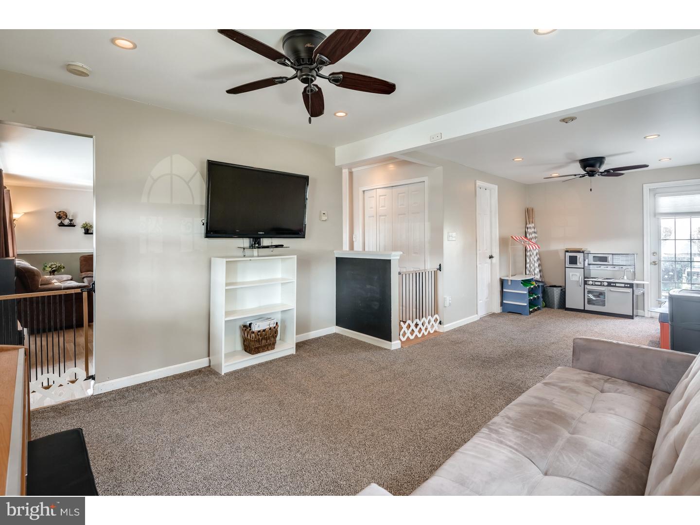 64 Candle Road Levittown, PA 19057 - Photo 9 of 24 Rec Room