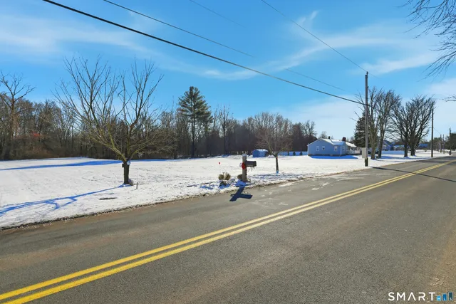 a view of a tennis court