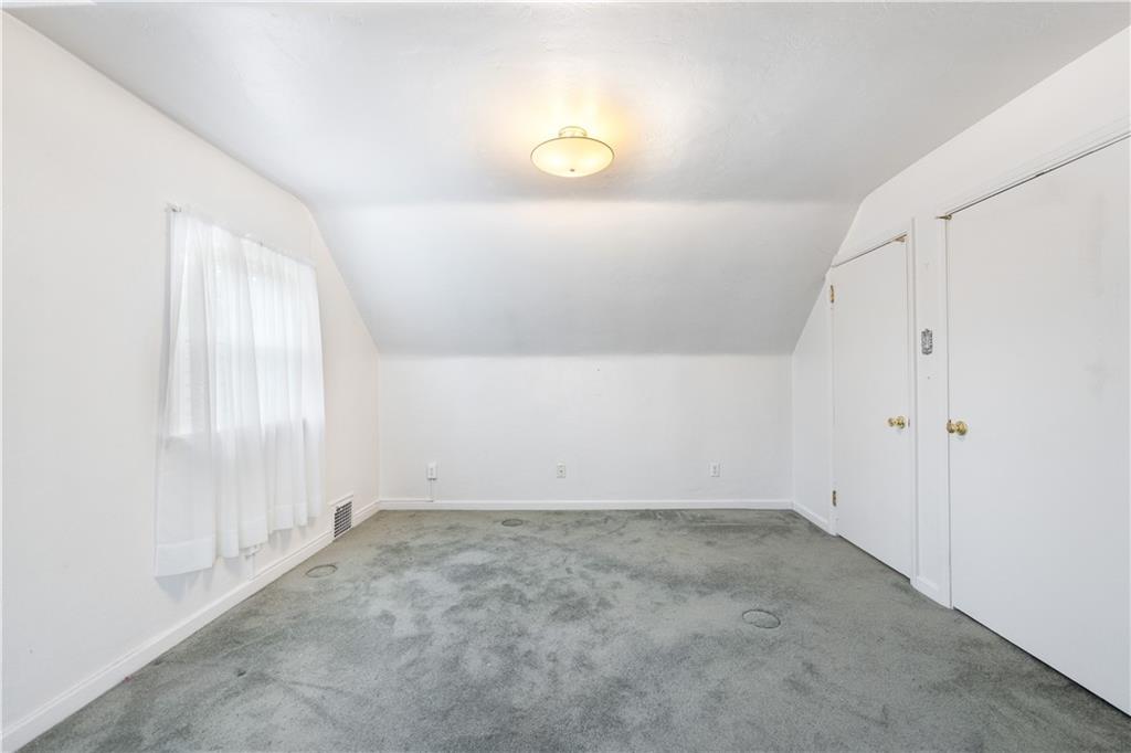 4651 Mt Troy Rd Extension Pittsburgh, PA 15214 - Photo 16 of 25 Gallery Image 16