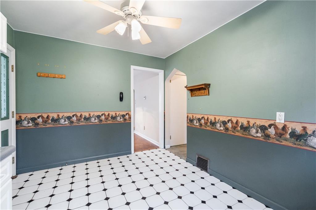 4651 Mt Troy Rd Extension Pittsburgh, PA 15214 - Photo 10 of 25 Gallery Image 10