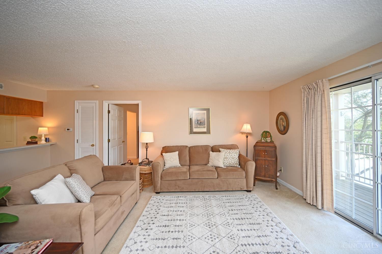 3547 Jessup Road, Unit 2D Cincinnati, OH 45239 - Photo 15 of 29